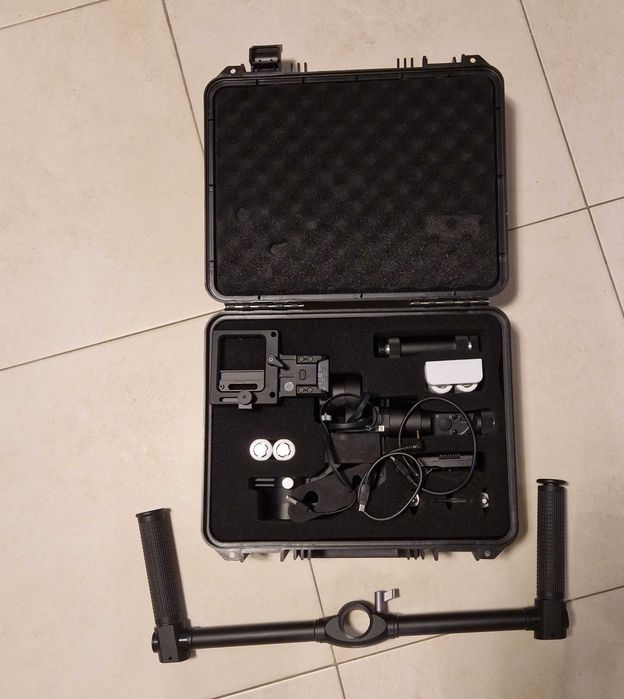 Гимбал  за фотоапарати Zhiyun Crane