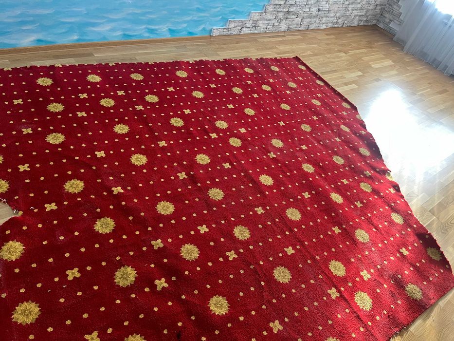 Кавролан ковры состояние очень хорошее