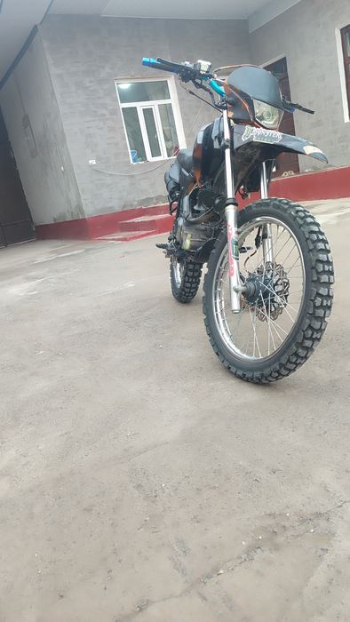 Turi: Enduro mototsikli, Kavasaki