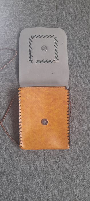 Gentuta adusa din  Jerusalem piele cămilă