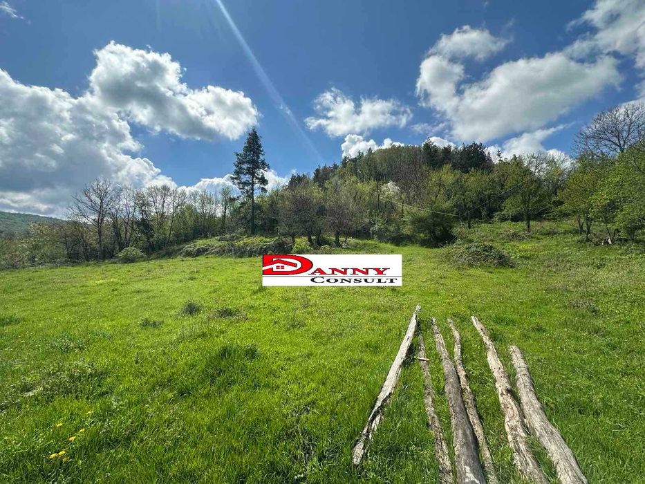 Продава се Парцел в Велико Търново, Акация - 2500 кв.м за 4 €/кв.м - Снимка #1