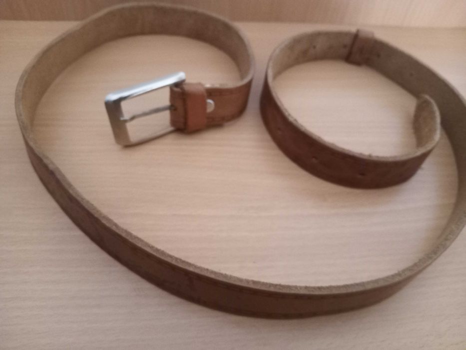 Продавам дамски колан от естествена кожа  105см
