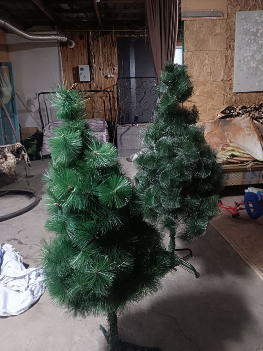 Продам ёлку 130 см