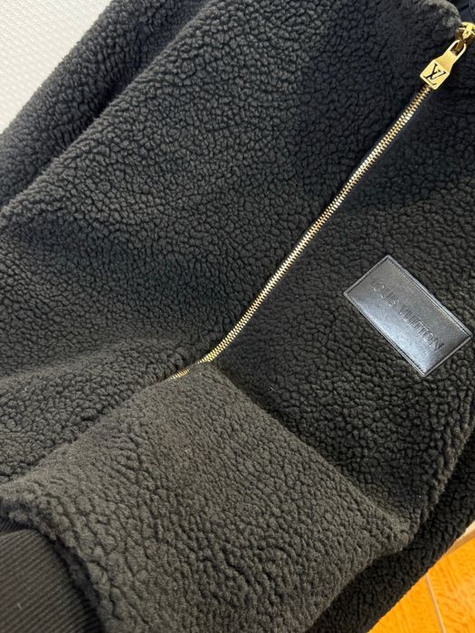 Geaca Louis Vuitton cu blana Premium