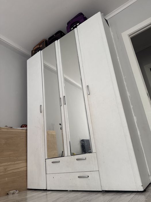 Срочно продам шкаф