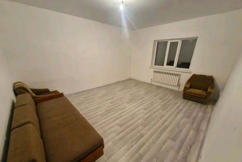 Продам  дом, п.Деркул, мкр Сарыарка.