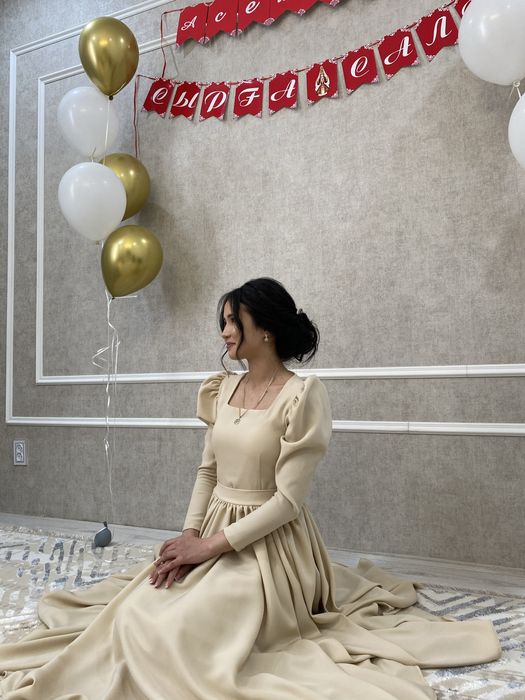 Платье в отличном состоянии