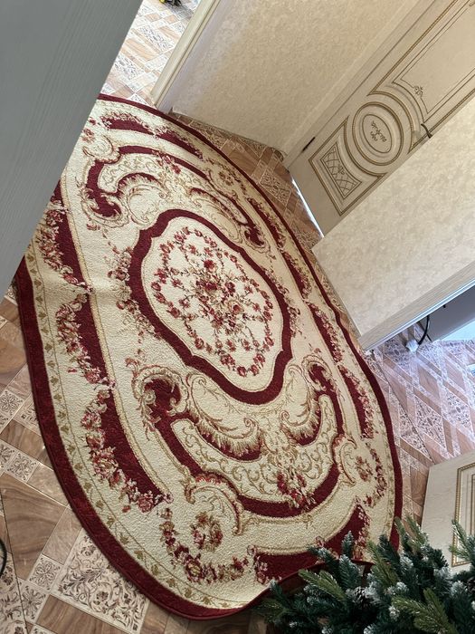 Продам ковер чистый бу