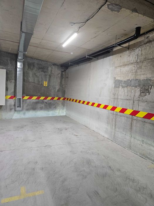 Дава се под наем Гараж / Паркомясто в София, Подуяне - 20 кв.м за 102 € - Снимка #1