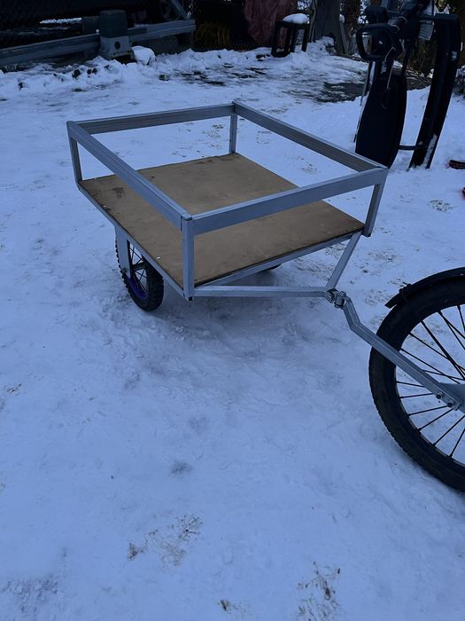 Прицеп для велосипеда