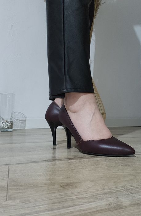 Pantofi eleganti din piele