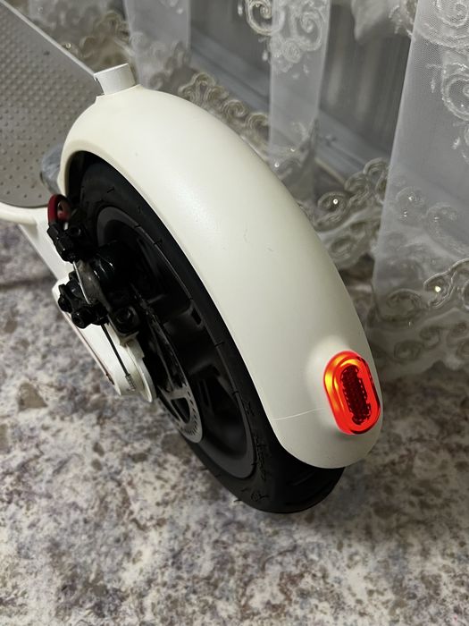 Электросамокат, Xiaomi Mi Original.