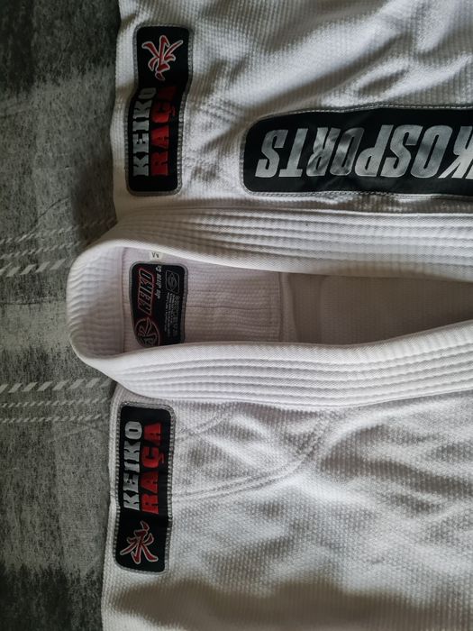 Продам кимано  на 8 - 11 лет