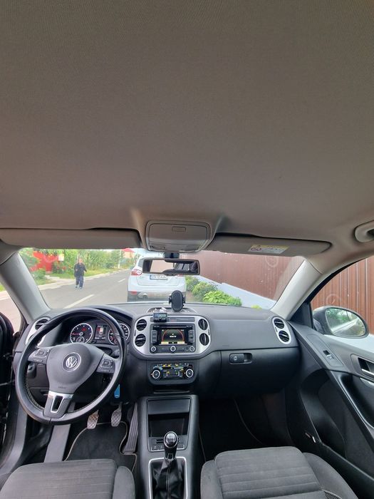 Vând Volskwagen Tiguan