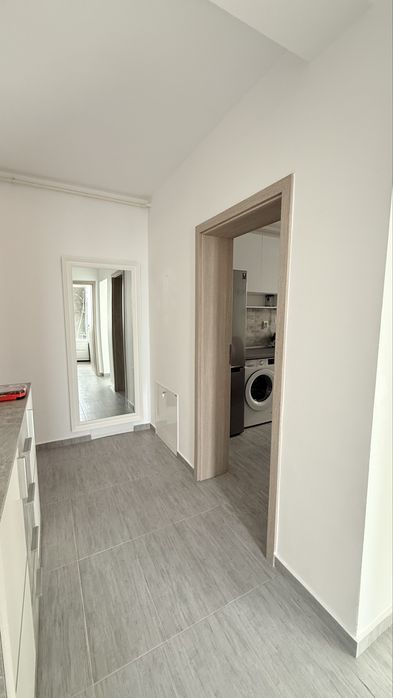 Inchiriez apartament cu 2 camere