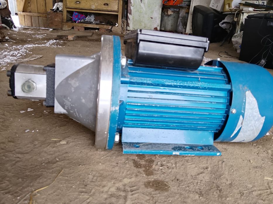 Электродвигатель