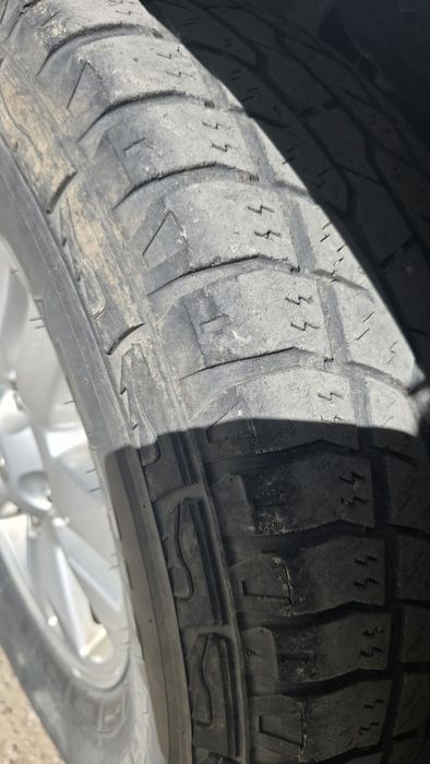 triangle 285 70 R17
