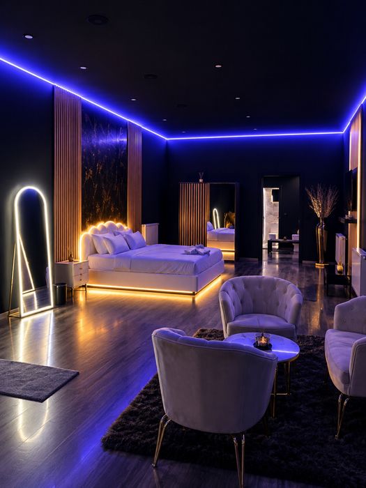 Cazare regim hotelier LOFT 80 mp