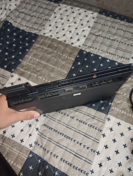Продам PS2 идеал без коробки