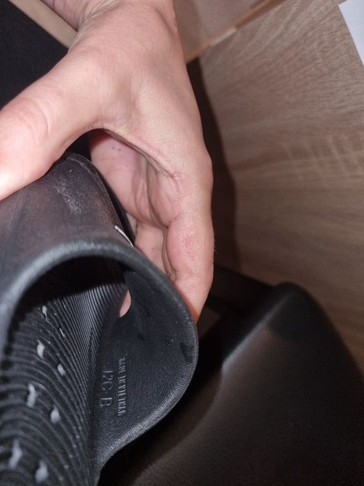 Обувки,бутонки и чехли adidas,nike,puma 32 номер