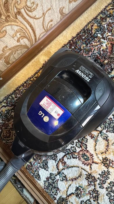 Пылесос LG сотилади холати зўр,уста кўрмаган жуда кам ишлатилган