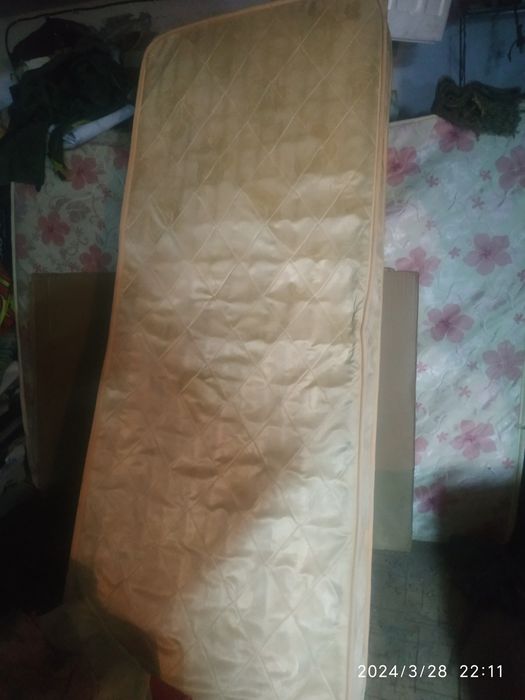 Спальный матрас.