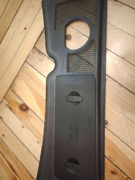 Audi A4 B6/B7 кора над акумулатор / Пластмаса над акумулатор