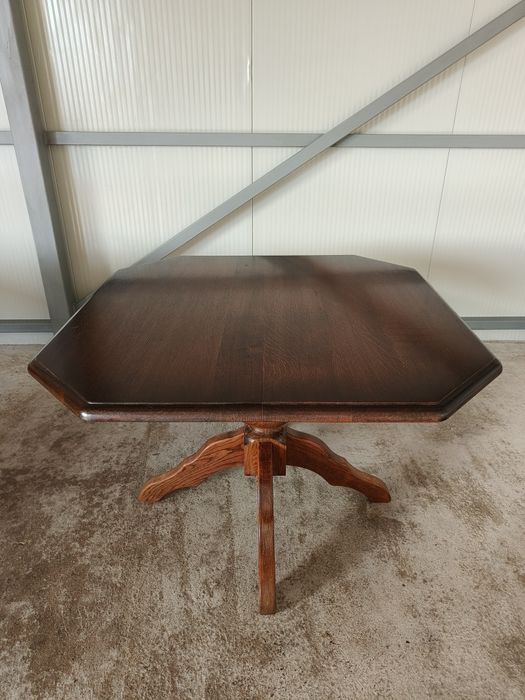 Дъбова трапезна маса