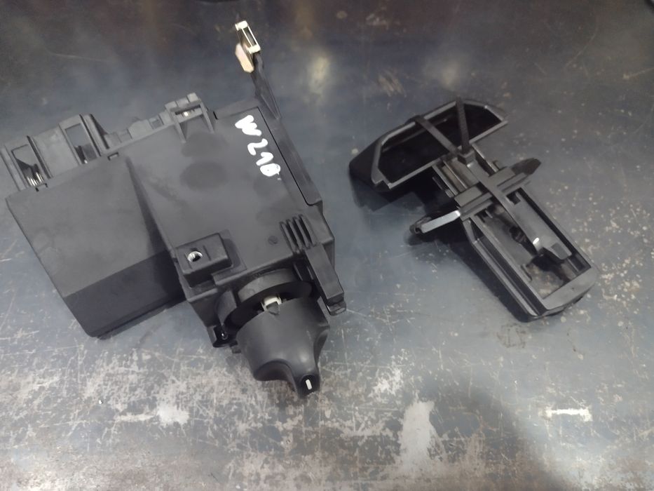 Ключ за Фарове за Мерцедес w210