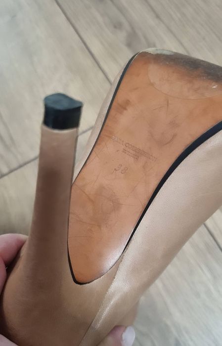Ghetuțe din piele zara
