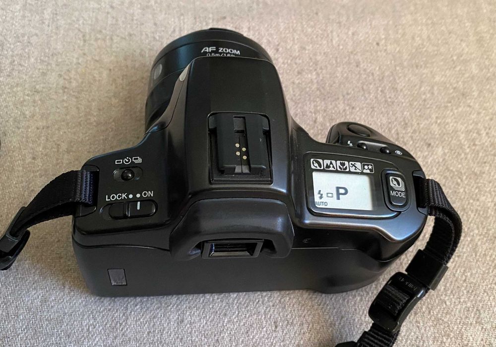SLR Minolta Dynax 300si + Minolta AF 35-70mm f 3.5-4.5 - colectie