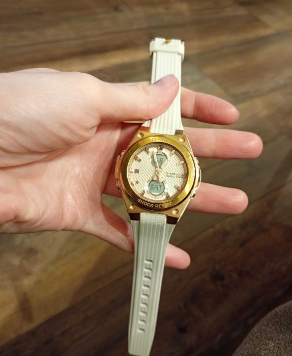 Женски часовник Casio Baby G