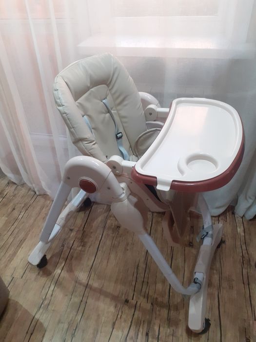 Продам стульчик для кормления