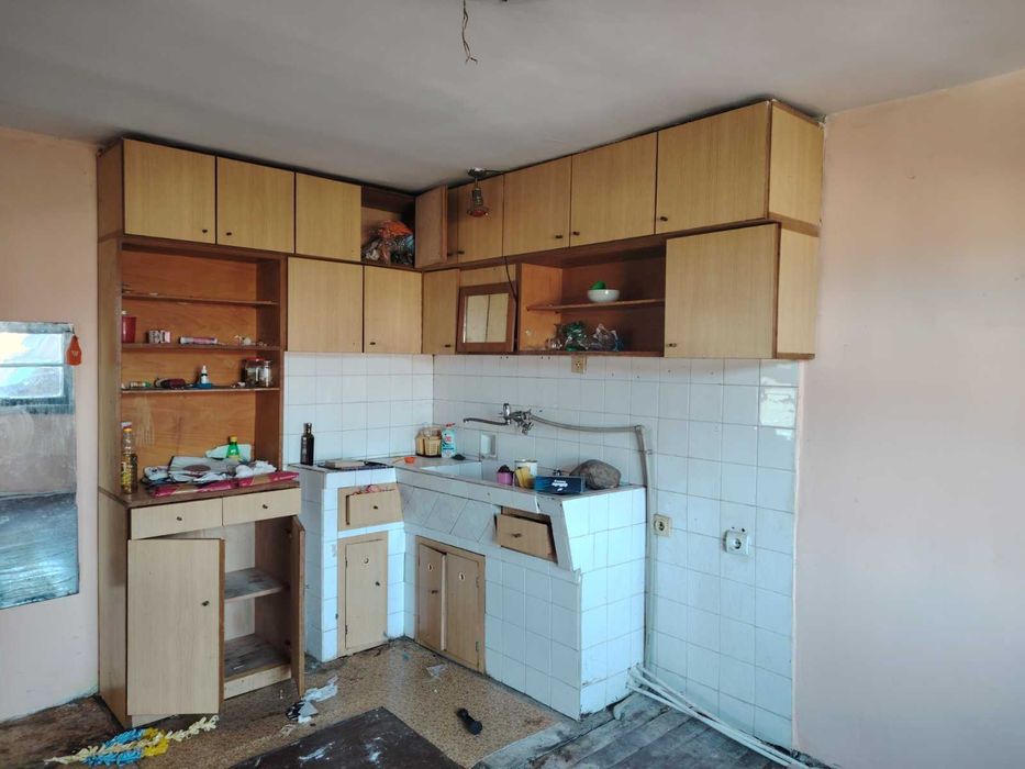 Продава се Къща в с. Голяма Желязна, Област Ловеч - 110 кв.м за 139 €/кв.м - Снимка #4