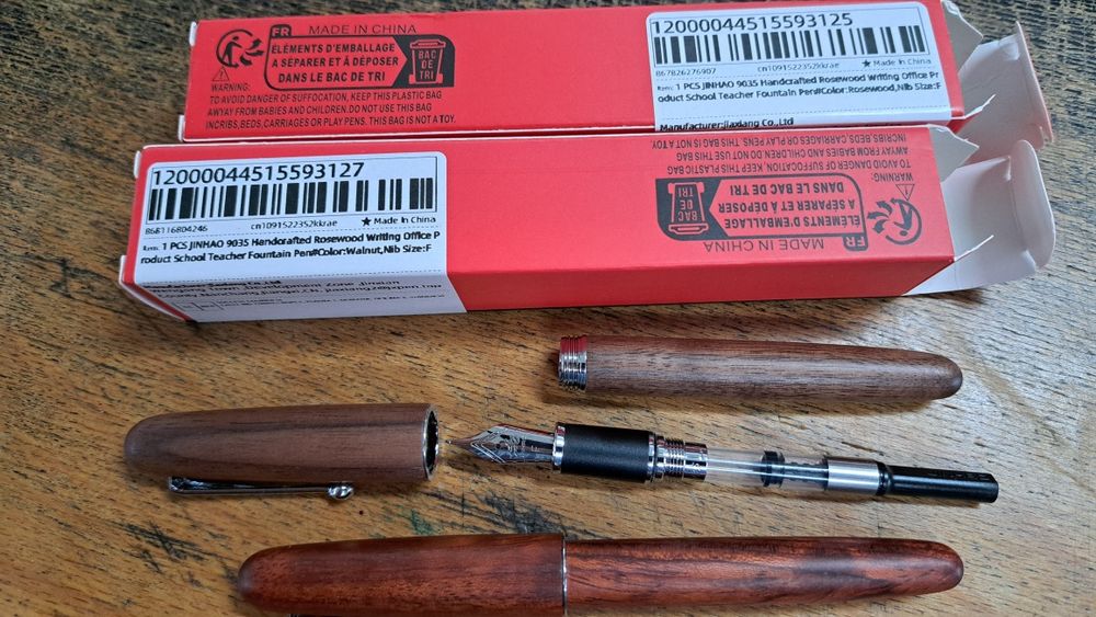 Stilouri Jinhao 9035 din lemn de nuc și trandafir