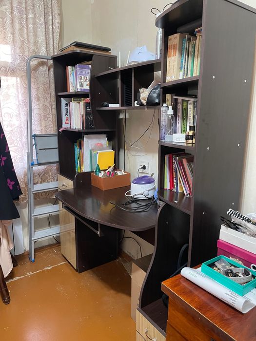 Письменный/компьютерный  стол