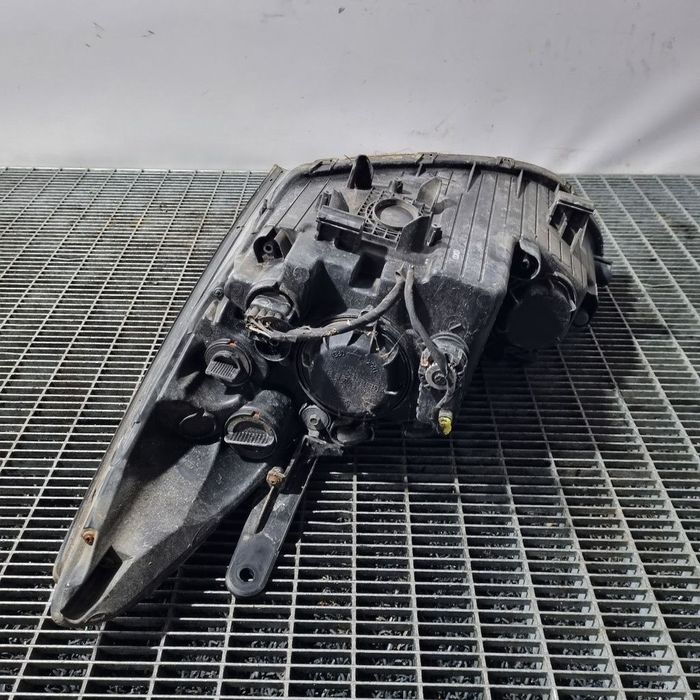 Far Dreapta Hyundai Santa Fe 3 2012 - 2016 SUV 4 Usi (1351) Cu lupă