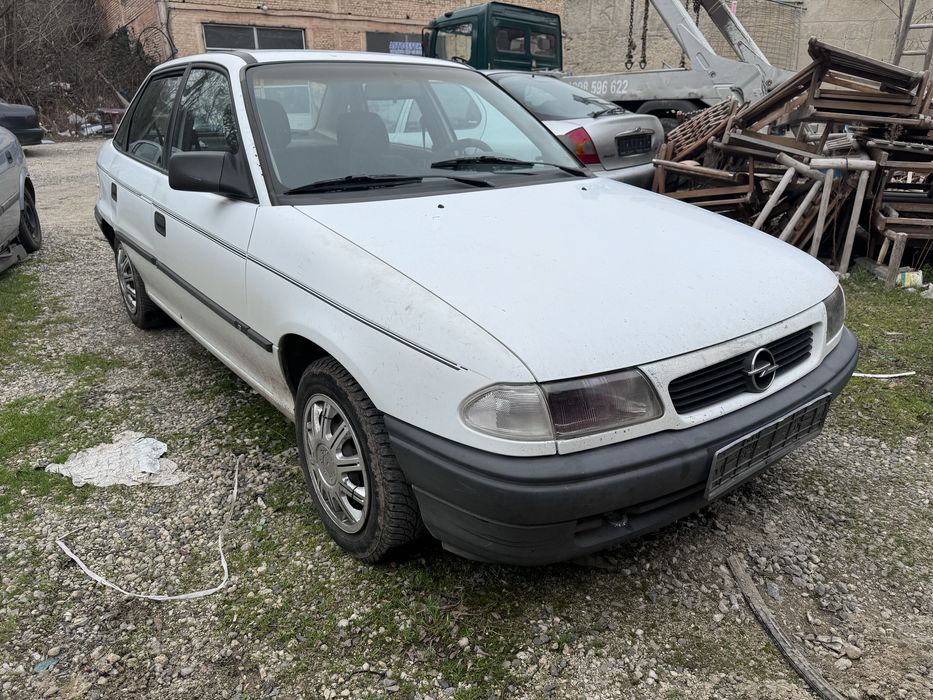 Опел Астра Ф 1.7тд 68кс Немски 1998г На Части