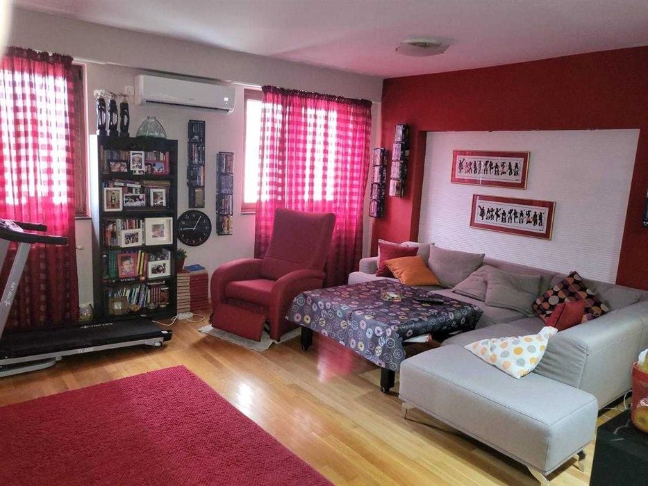 Дава се под наем Тристаен апартамент в София, Симеоново - 90 кв.м за 612 € - Снимка #1