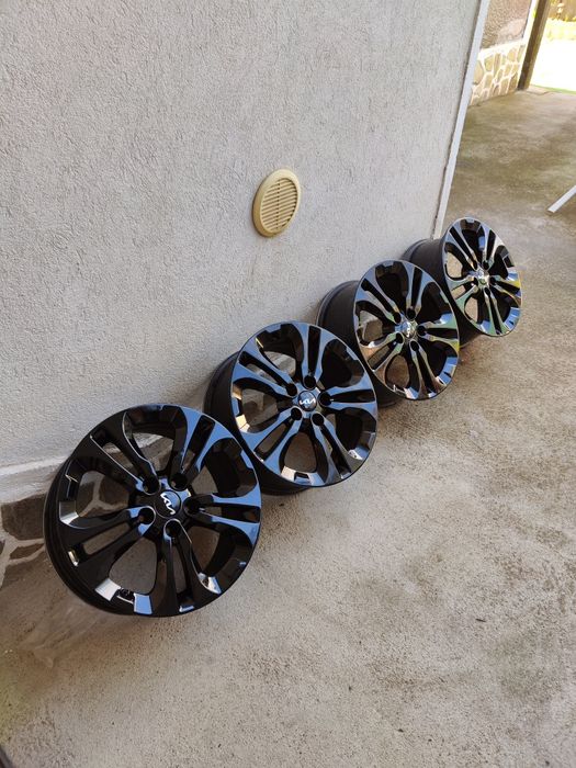 17"5x114.3/67.1 оригинални джанти Kia/Hyundai