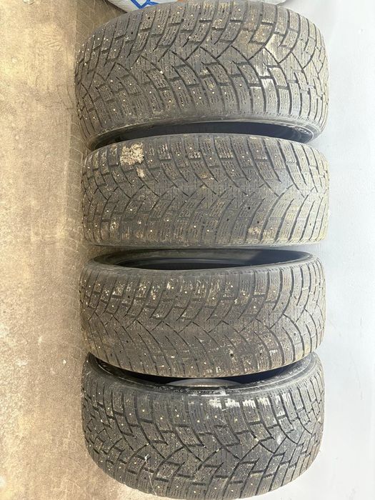 Шины 275/50 R 21 продам
