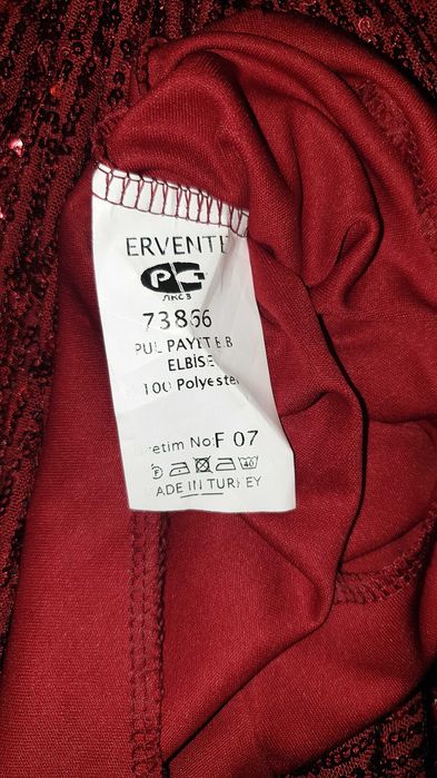 Продается женское красное платье. Турция. 46 размер.