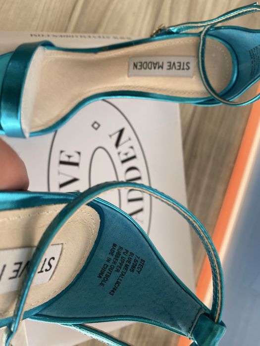 Сандали Steve Madden