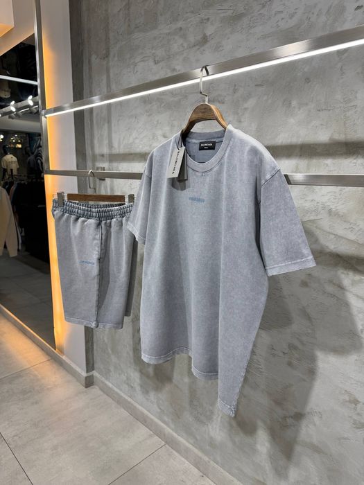 Мъжки къси екипи различни модели