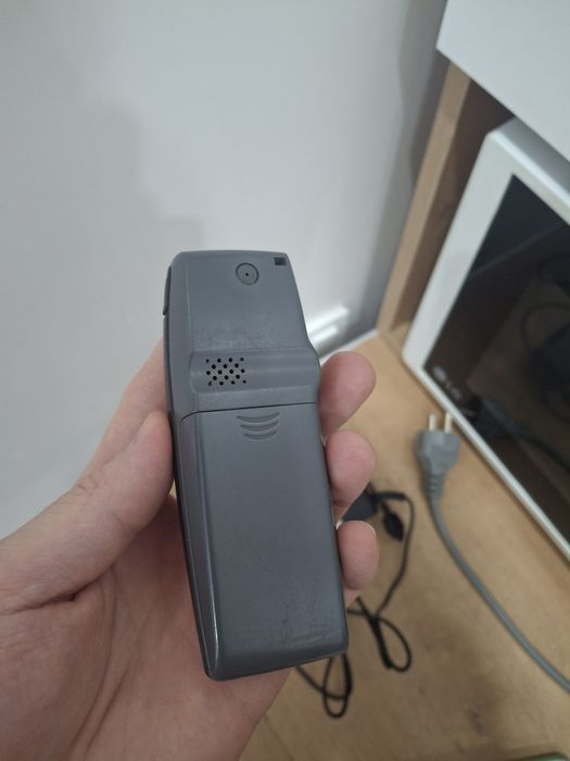 Телефон Sony J70