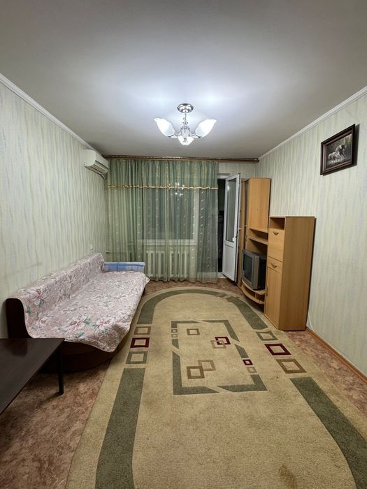 Продаётся 1 комн в центре