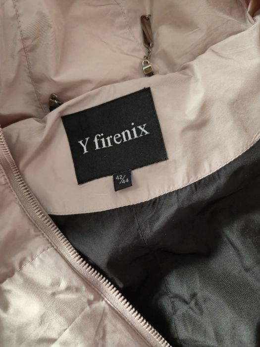 Продам курточку. Цвет пудра