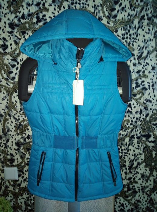 Жилет без рукавка