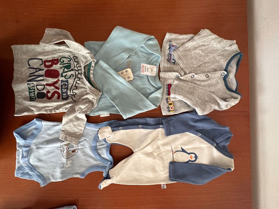 Лот дрешки за бебе 0-6 месеца