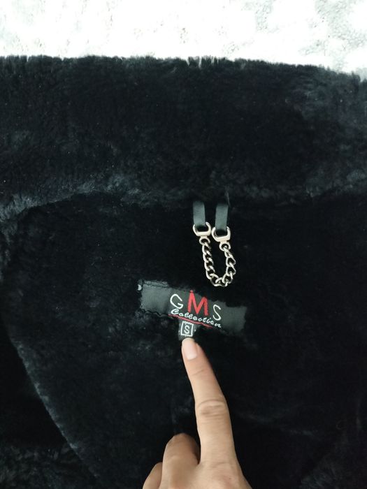 Продам женскую дубленку